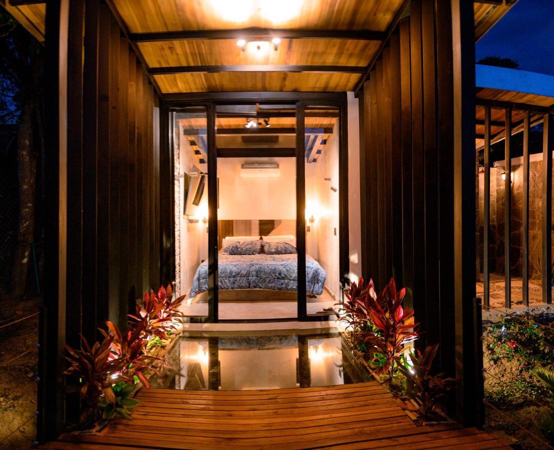 Sunset Palm Lodge サン・ヒル エクステリア 写真